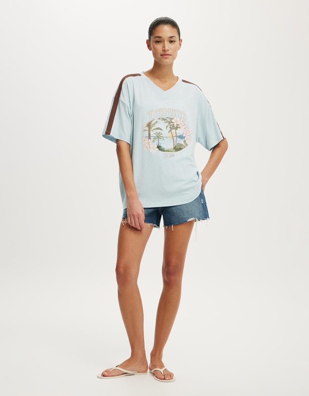 Cotton On - V Neck Vacay Graphic Tee