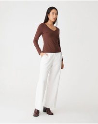 Forcast - Isla V-Neck Bamboo Top