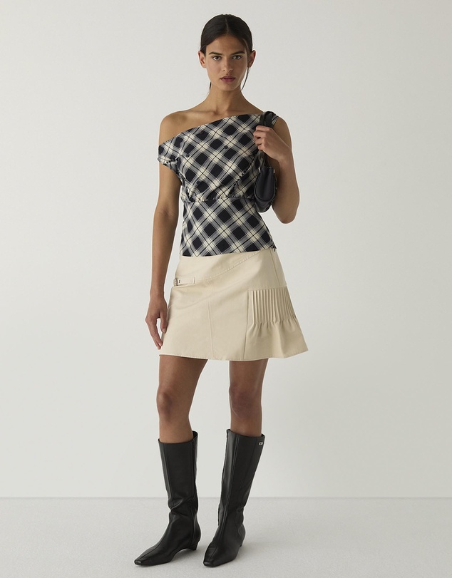 Laagam - Tate Squared Asymmetric Top