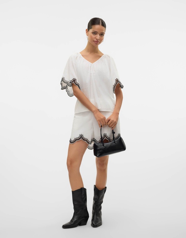 Vero Moda - Diana Embroidered Top