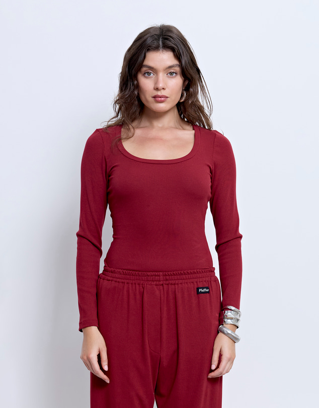 PFEIFFER - Biscayne Long Sleeve Top Sangria