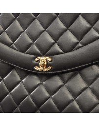 Pre-Loved by Azura Reborn - Pre-Loved CC Quilted Lambskin Tassel Flap Camera Bag
