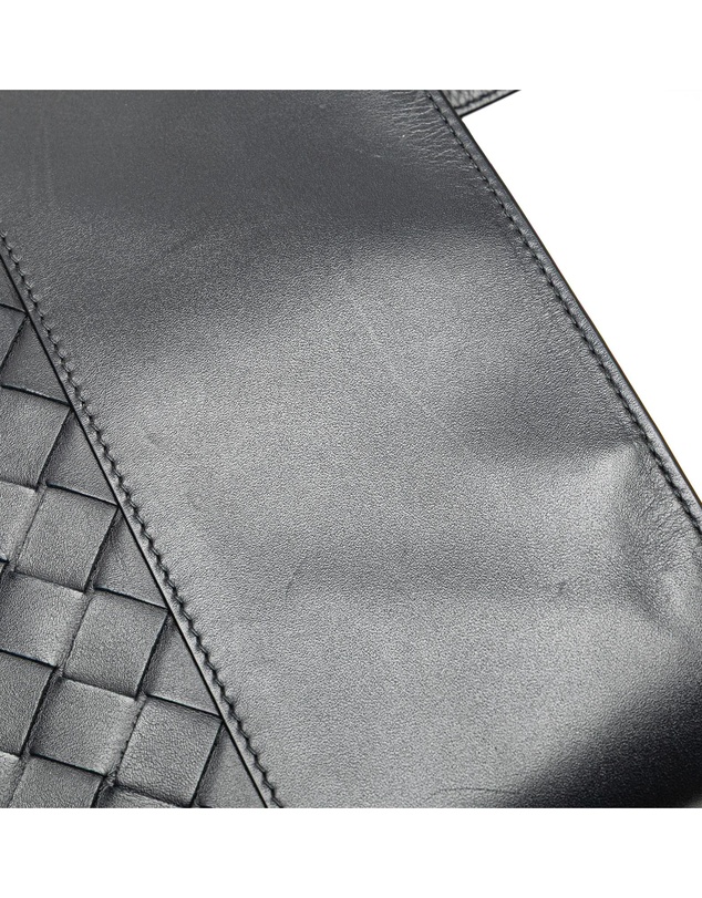 Pre-Loved by Azura Reborn - Pre-Loved Nappa Intrecciato Messenger Bag