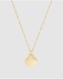 Wanderlust + Co - Seashell Gold Locket Necklace