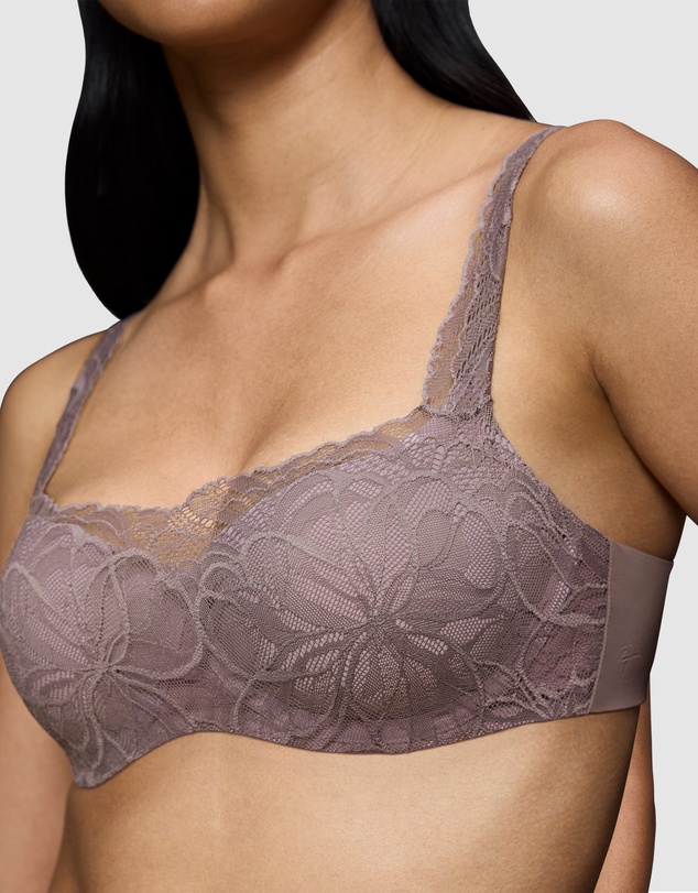 Triumph - Body Make Up Illusion Lace Balconette Bra