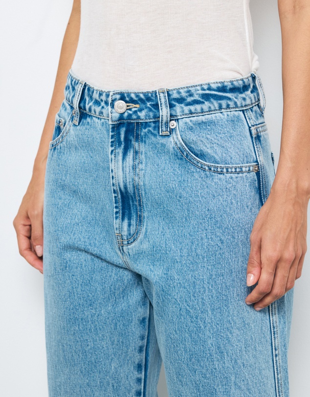AERE - Mid Rise Curve Leg Jeans