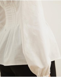 Atmos&Here - Zadie V-Neck Pin Tuck Top