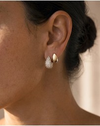 Michael Hill - Pavé Tapered Cubic Zirconia Stud Earrings in 18kt Vermeil