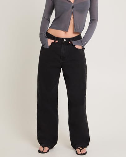 FLAT OUT BLACK