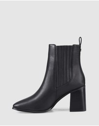 Verali - Limber Chelsea Ankle Boots
