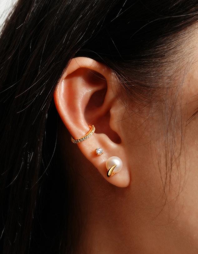 Ania Haie - Gold Pearl Claw Stud Earrings