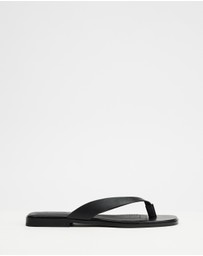 Atmos&Here - Dasha Leather Thong Sandals