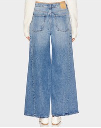 Seventy + Mochi Denim - Gracie Twisted Jean