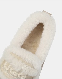 EVERAU - Australian Shepherd Ugg Rilee Loafer Cow Suede Upper House Shoes