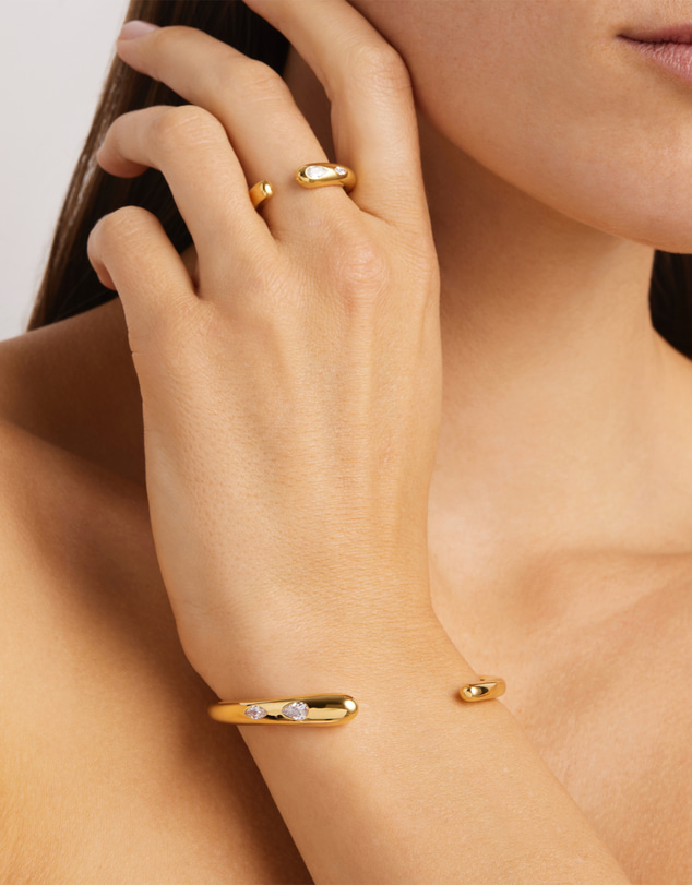 By Charlotte - Dewdrop Cuff