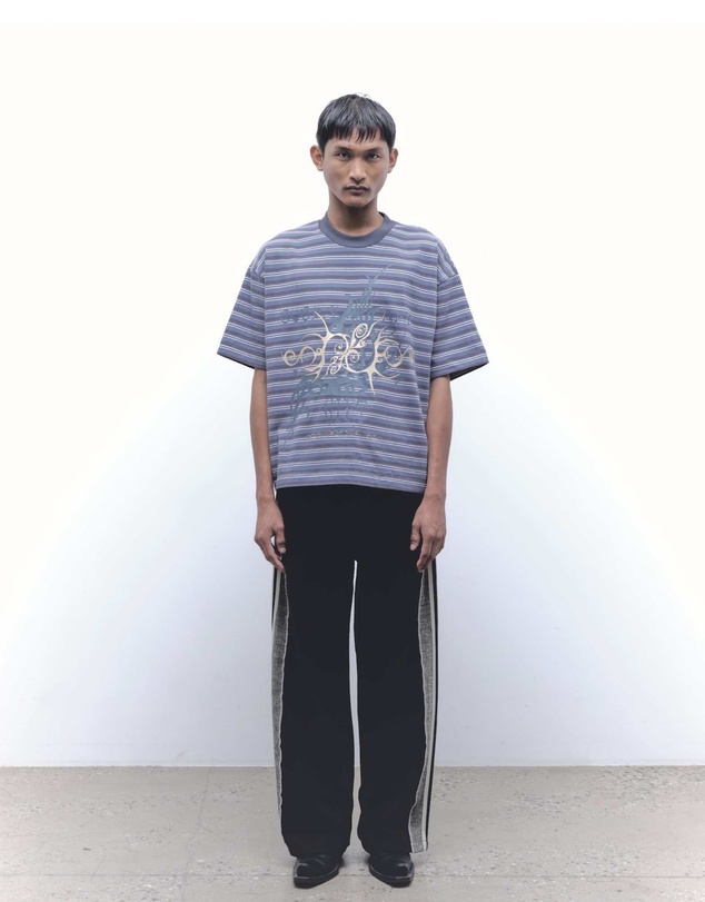 JUNGLES JUNGLES - Gift Stripe Tee