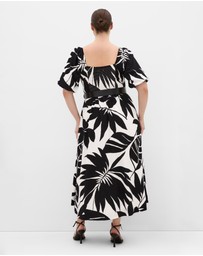 City Chic - Plus Size Collins Oasis Print Belted Maxi Dress - black