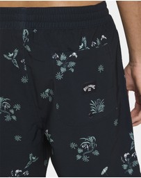 Billabong - Mens Good Times Layback 16