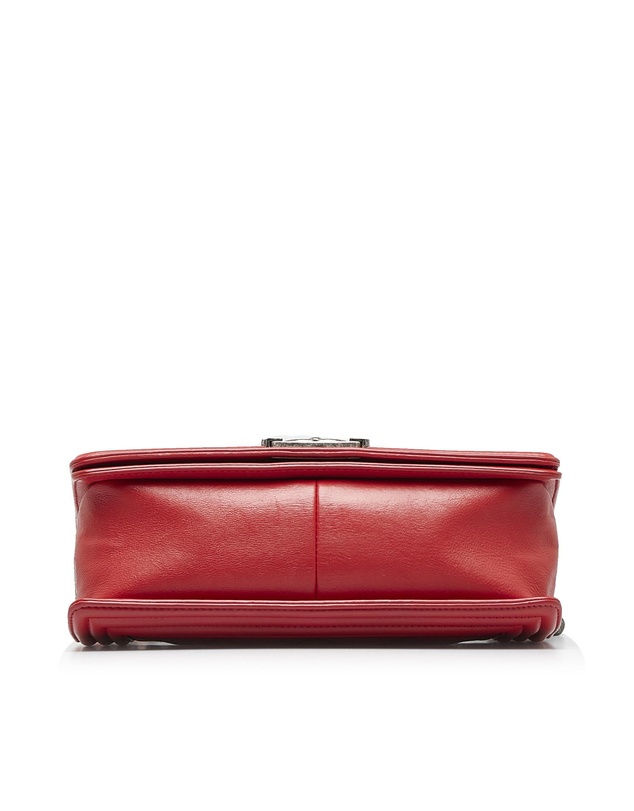 Pre-Loved by Azura Reborn - Pre-Loved Boy Chanel Shoulder Bag Lambskin Leather