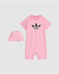 adidas Originals - Trefoil Jumpsuit And Beanie Gift Set - Babies
