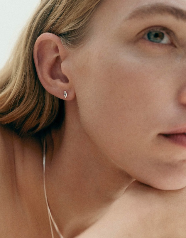 Kirstin Ash - Abode Heart Studs