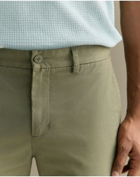 Trenery - Regular Fit Chino Pant in Hunter Green