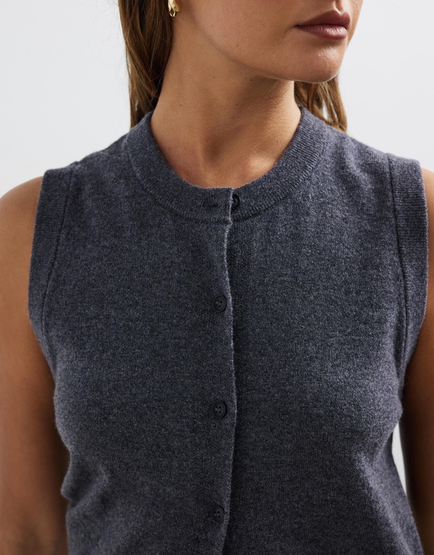 Minima Esenciales - Collins Cashmere Wool Blend Vest