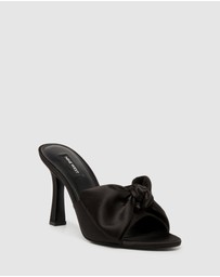 Nine West - Trina