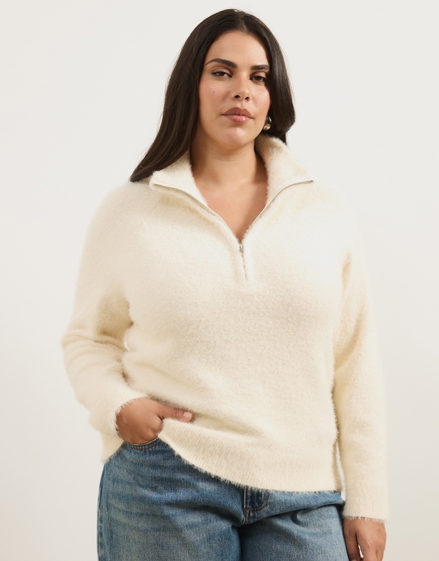 Atmos&Here Curvy - Cia Half Zipper Fluffy Turtleneck Sweater