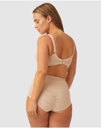 Naturana - Side Smoothing Minimiser Bra With Lace