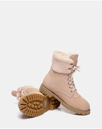 EVERAU - Australian Shepherd Ugg Mina Cow Suede Upper Martens