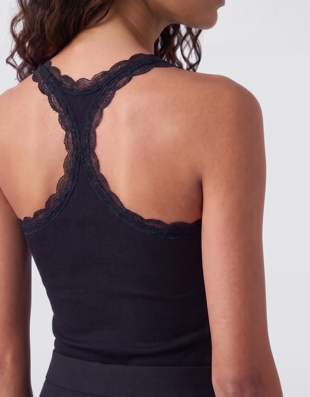Style Addict - Lace Trim Tank