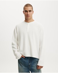 Cotton On - Relaxed Fit Textured Henley Long Sleeve