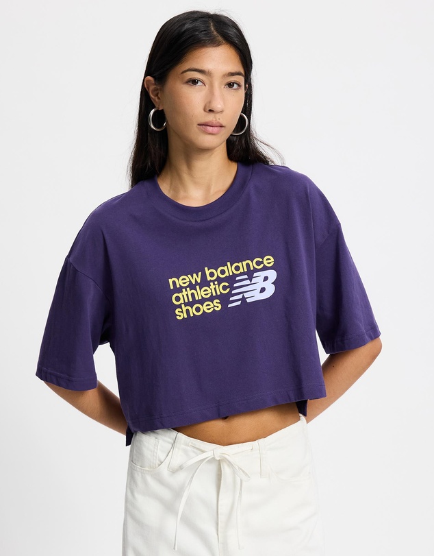 New Balance - Athletics Premium Chest Logo Cropped T-Shirt