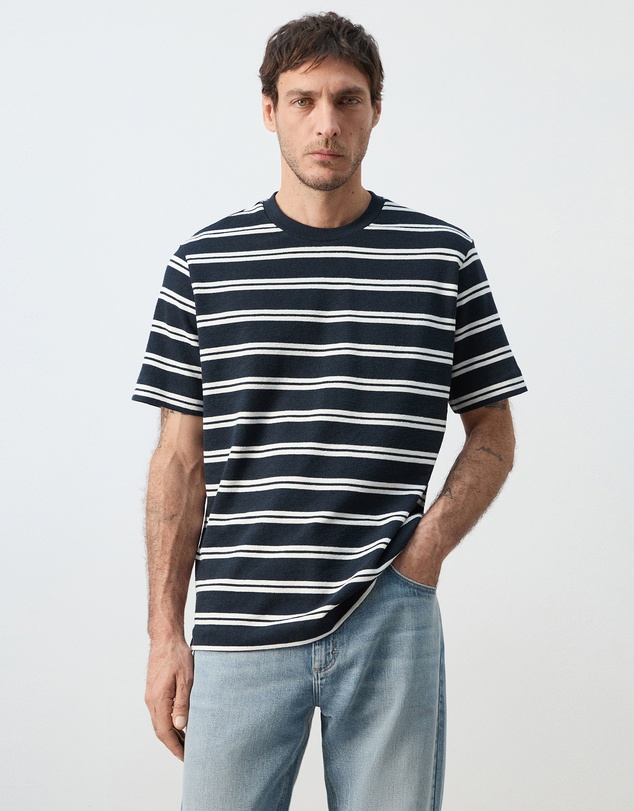 M.N.G - Garir T-Shirt