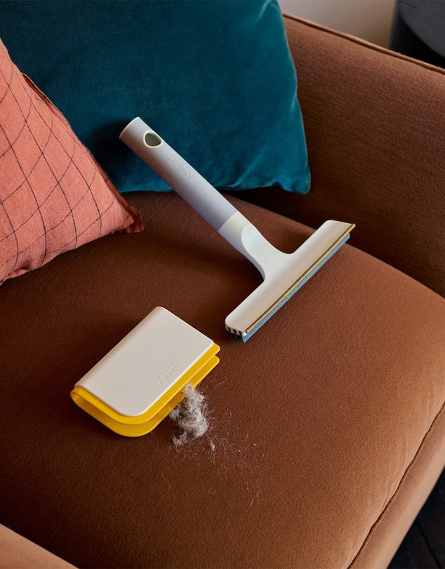 Joseph Joseph - CleanTech™ Pet Hair & Carpet Cleaning Set
