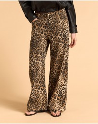MVN - Walk This Way Jeans