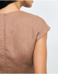 AERE - Lea Gathered Linen Top