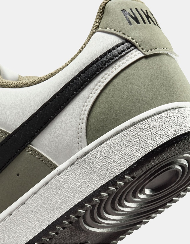 Nike - Nike Court Vision Low - Men's