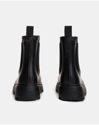 Tommy Hilfiger - Kassandra Rubber Flag Cleated Rainboots - Women's