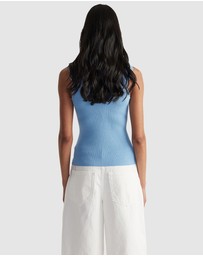 Decjuba - Kai Scallop V-Neck