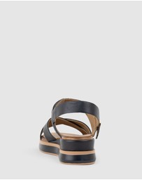 Edward Meller - SLAIN Crossover Sandal with Buckle on Unit