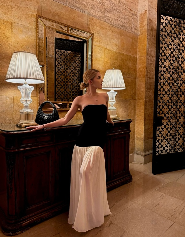 Heiress Beverly Hills - Strapless Chiffon Maxi Dress