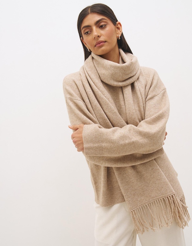 MON RENN - Detachable Scarf Knit Jumper