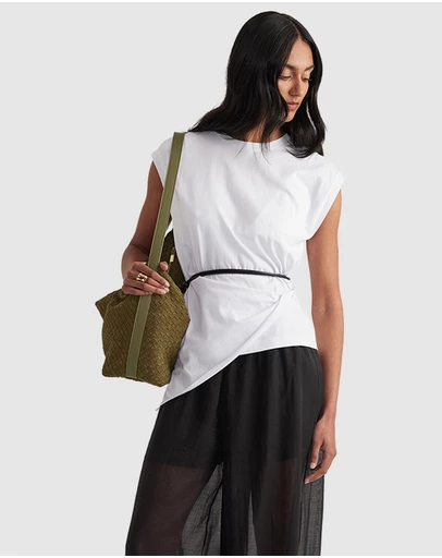 Decjuba - Rachel Twist Detail Top