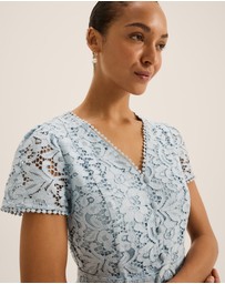 Review - Isadora Lace Shirt Dress
