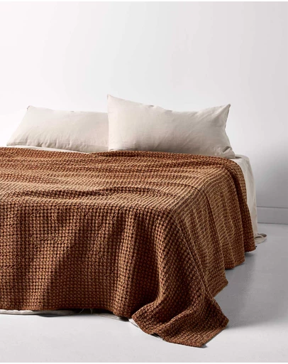 Aura Home - Waffle Bed Cover