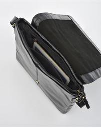 Cobb & Co - Richmond RFID Leather Satchel