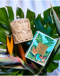 Glasshouse Fragrances - Balmy Breeze 380g Soy Candle