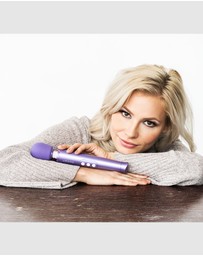 Le Wand - Le Wand Petite Rechargeable Massager
